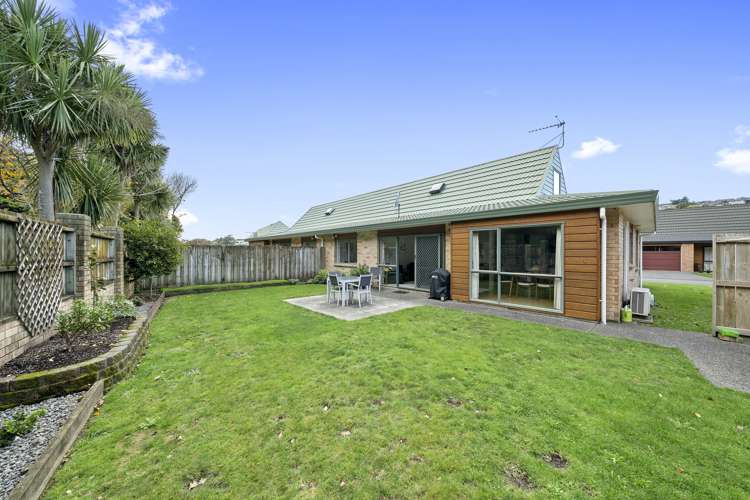 63/42 Main Road Tawa_14