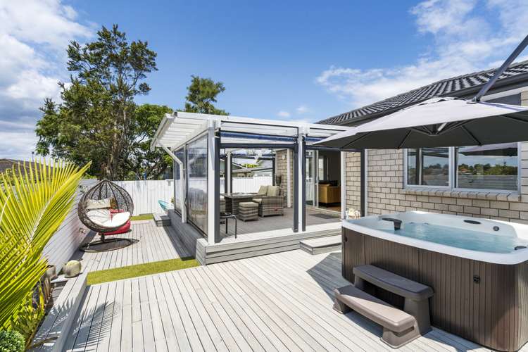 2/53 Hutchinson Avenue New Lynn_6