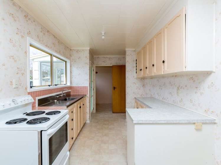 29 Wesley Avenue Frankleigh Park_14