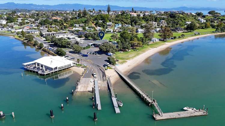 4 The Esplanade Omokoroa_1