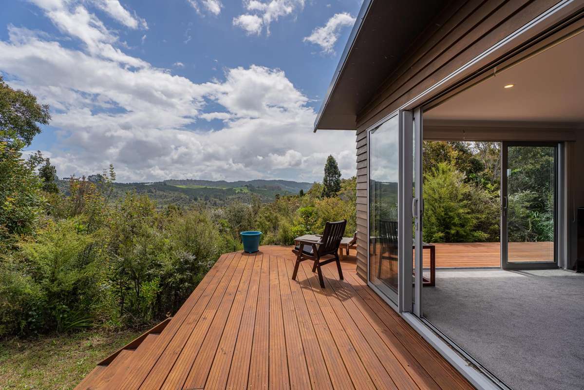 158 Silverstream Falls ROW_4