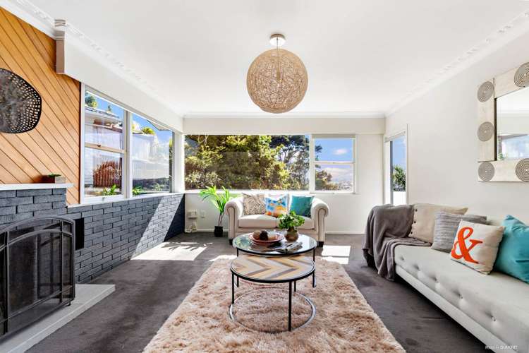 2/599 Glenfield Road Totara Vale_5