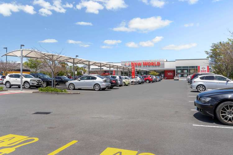 4b/10 Crown Lynn Place New Lynn_6