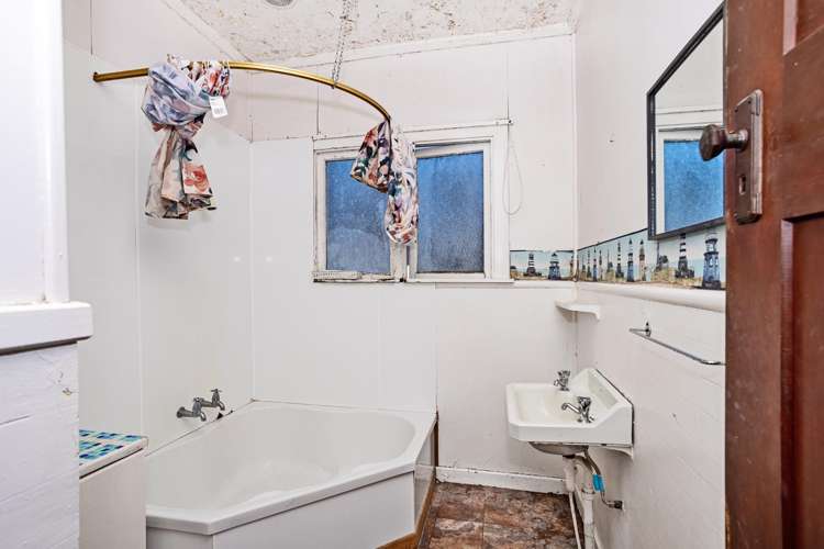 40 Lowe Street Avenal_10