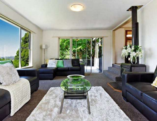 82 Scenic Drive Titirangi_1