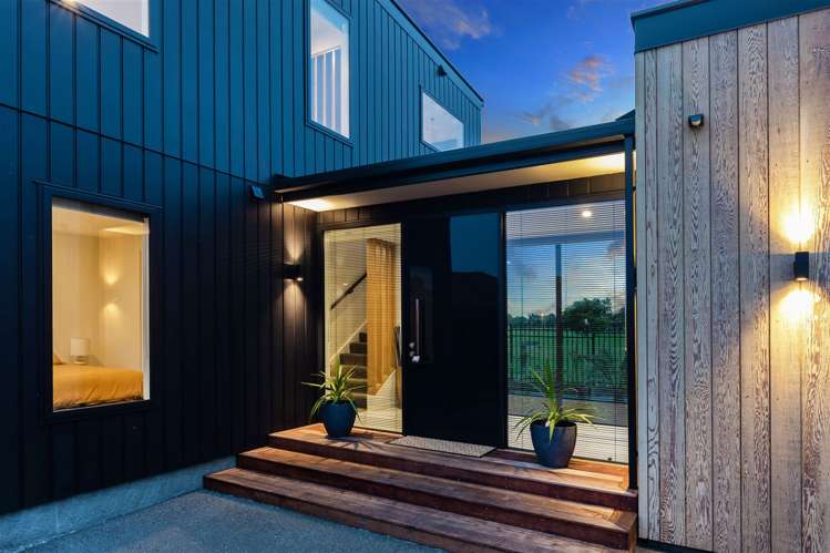 18 Kingsbridge Drive Burwood_1