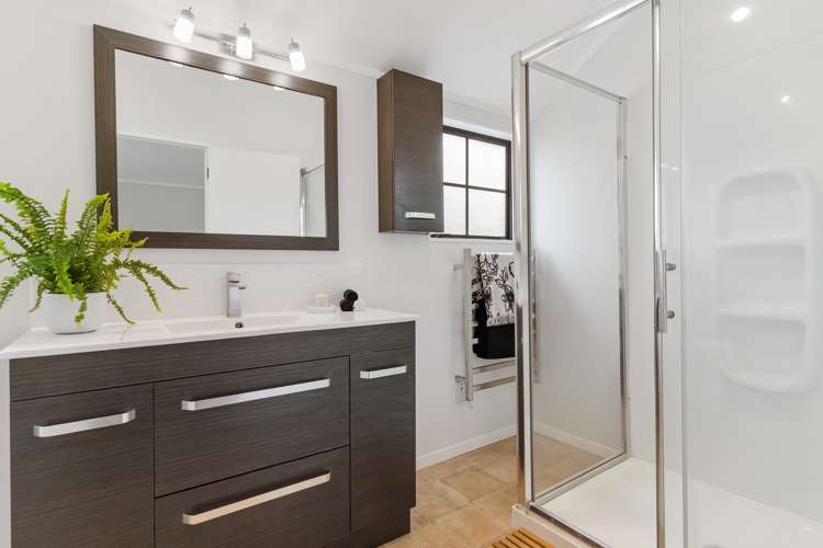 2/20 Fifth Avenue Mount Albert_10