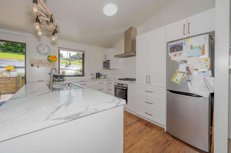 1052A Mangarino Road Hangatiki_2