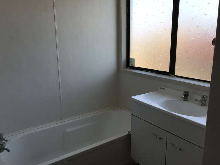 2/9 Mcgreal Place Manurewa_7