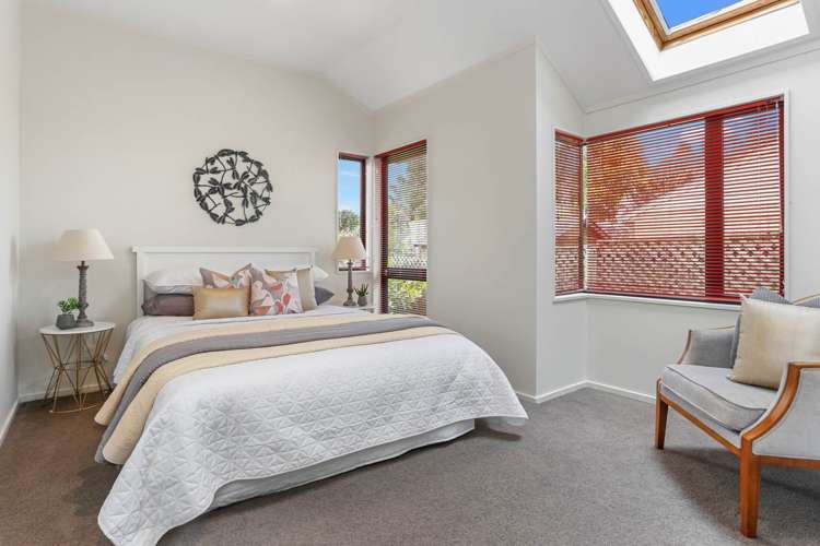 1a Dunkerron Avenue Epsom_8