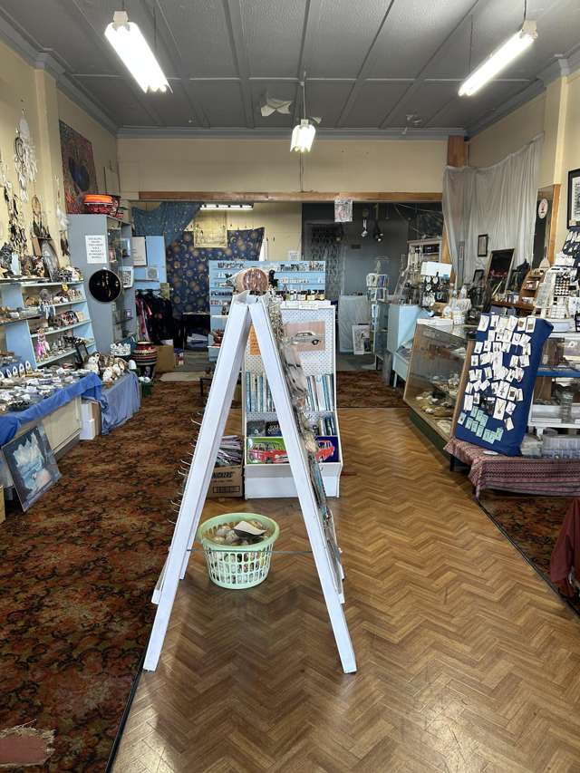 418-422 Heretaunga Street Hastings_1