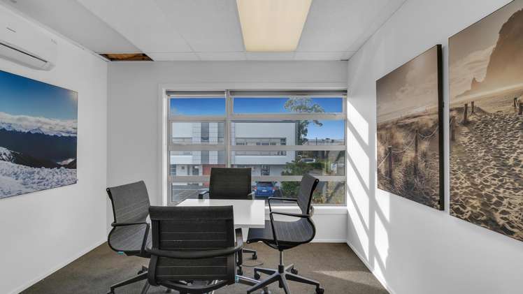 6/15 Sir Gil Simpson Drive Burnside_5