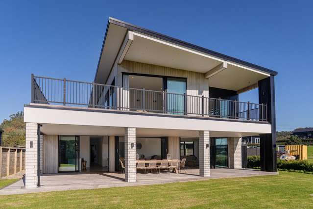 17 Fred Harsant Drive Cooks Beach_1