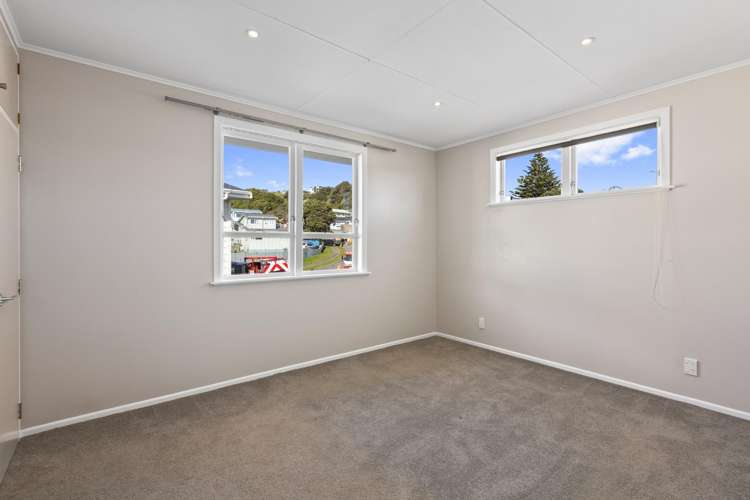 17 Moult Street Titahi Bay_7