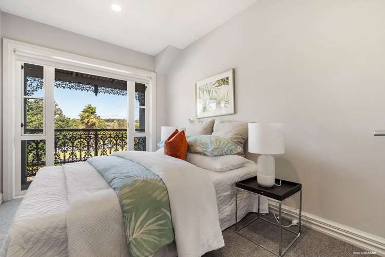 12 Leneford Drive East Tamaki_10