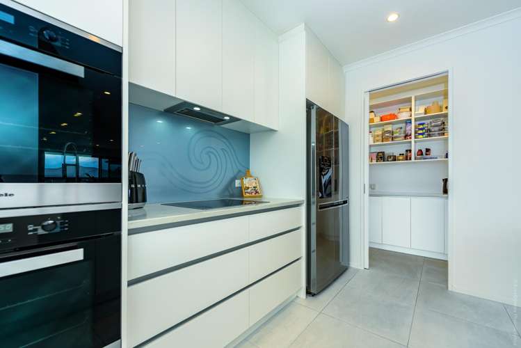 28 Veuve Drive Lincoln_11