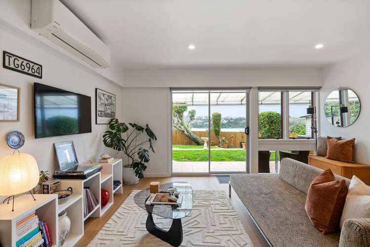 81 Seaview Road Paremata_26