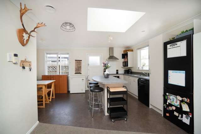 4a Freyberg Street Roslyn_3