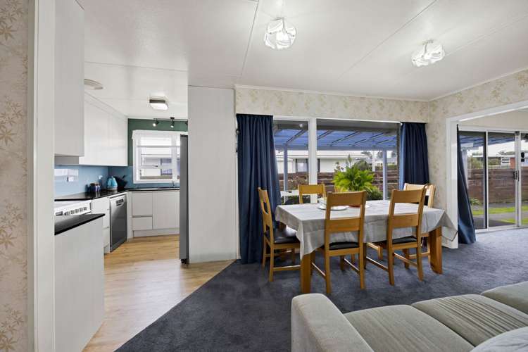 3 Edinburgh Street Patea_13
