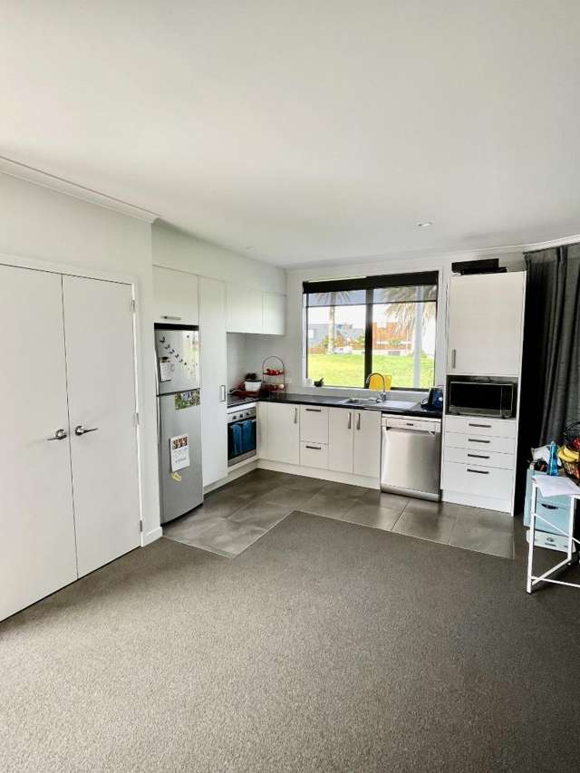 284 Hobsonville Point Road Hobsonville_1