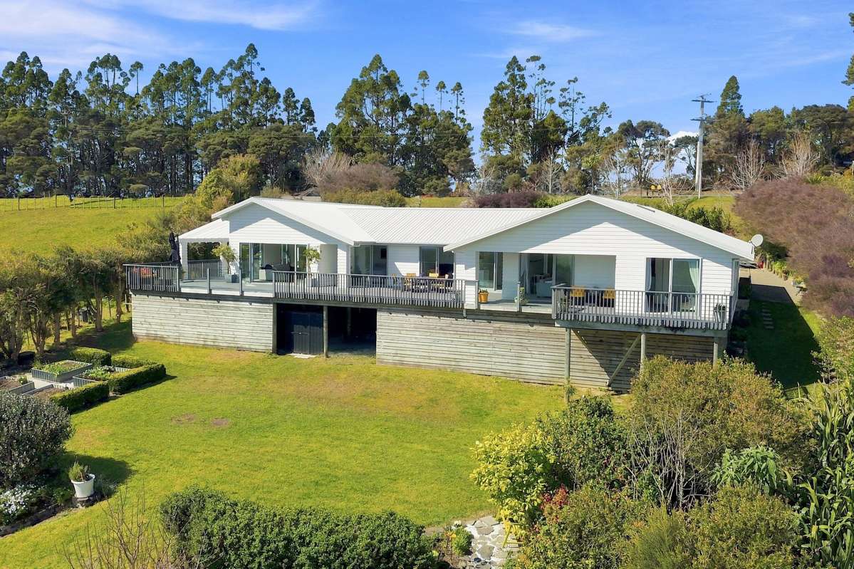 136 Pinchgut Road_0