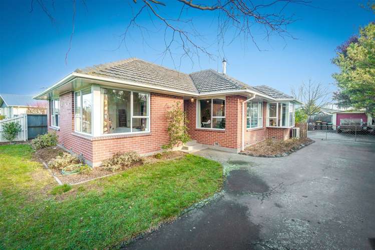 40 Oriana Crescent Hornby_13