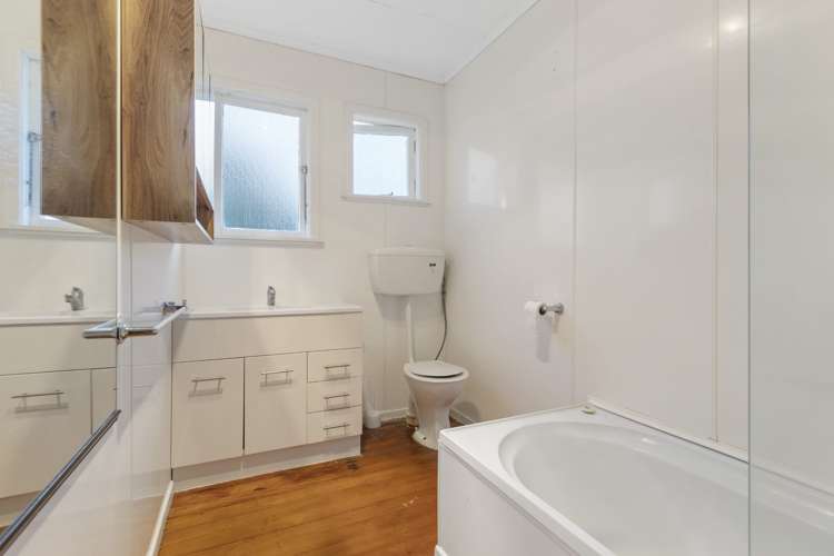 275 Coronation Avenue Welbourn_11