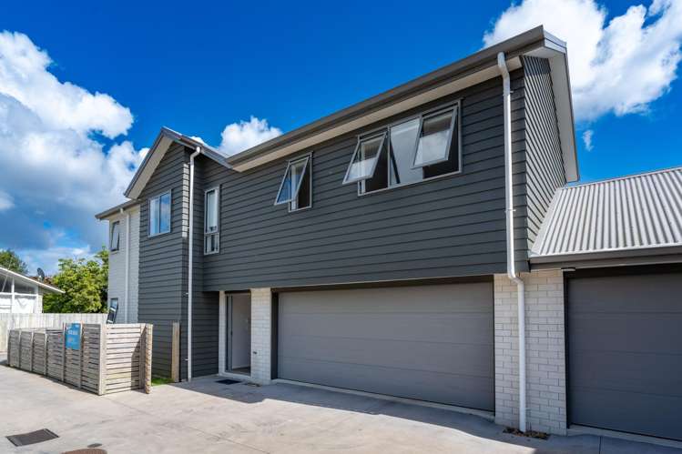 1/18 Pickering Crescent Chedworth_3