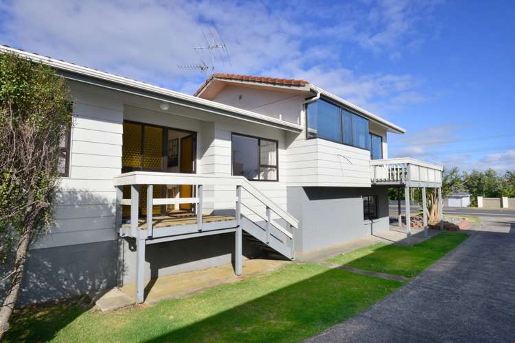 1347 Whangaparaoa Road Army Bay_7