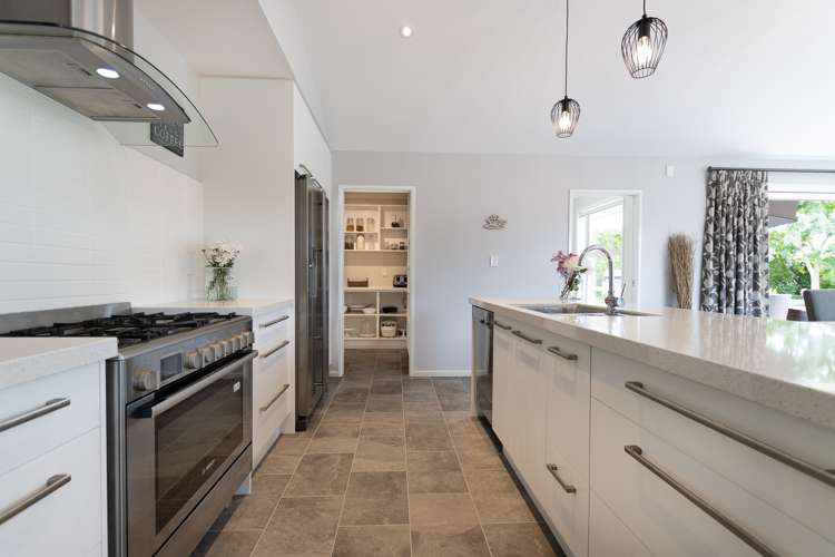 34 Pengover Avenue Leamington_3