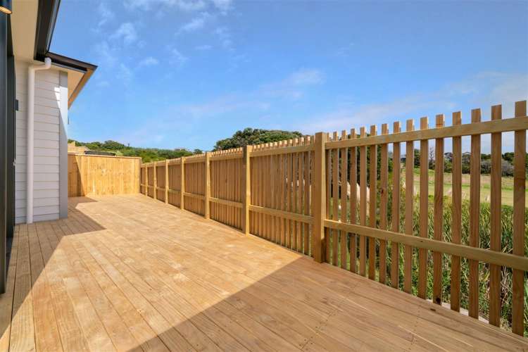 34 Whakairo Crescent Gulf Harbour_5