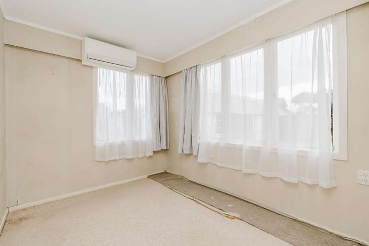 15 Fox Street Hamilton East_13
