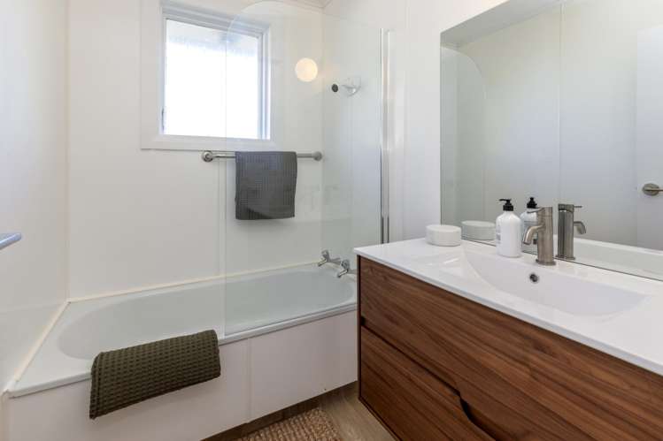 1/11 Heathcote Street Woolston_13