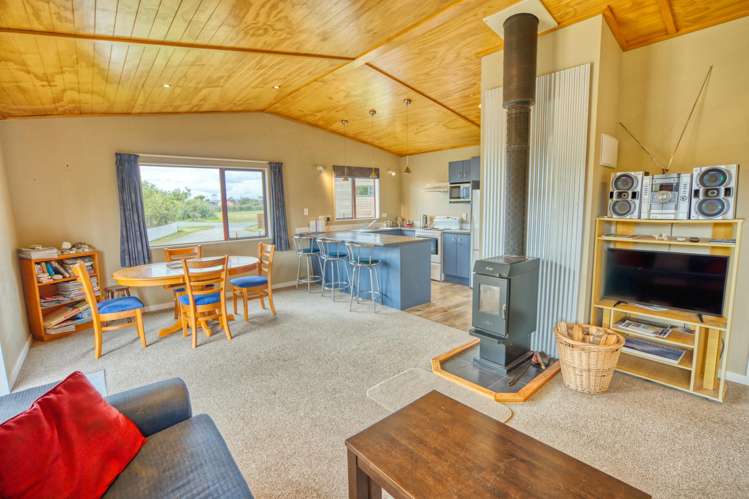 4 Russell Street Okarito_30