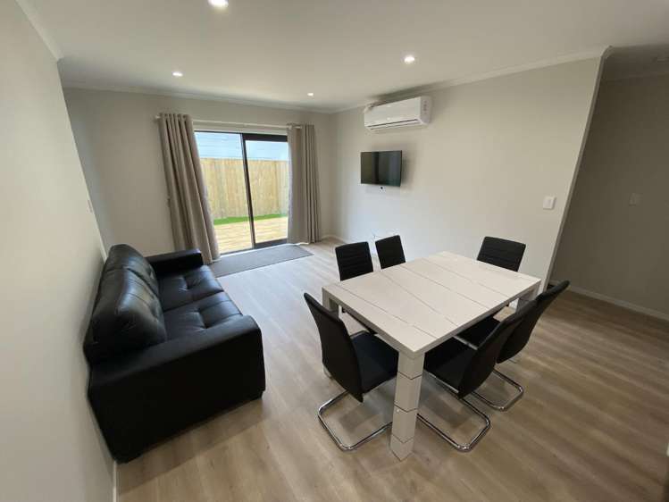 2A/19 Hibiscus Avenue Hamilton Lake_6