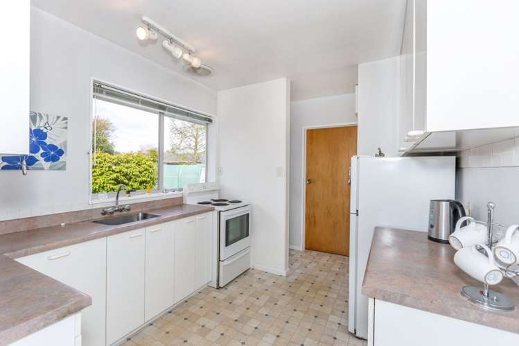 80 Warren Crescent_0