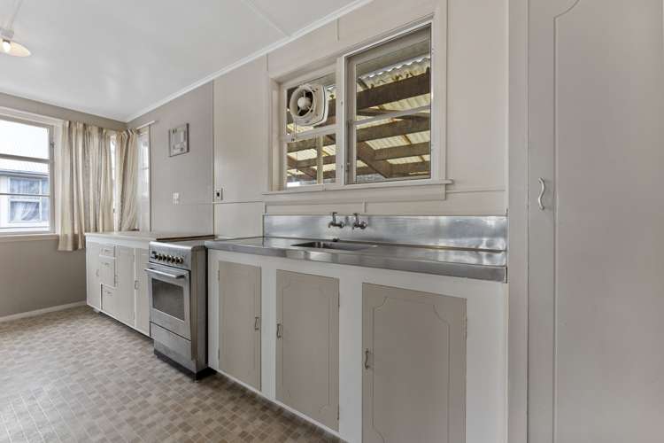 14 Edward Street Pahiatua_3