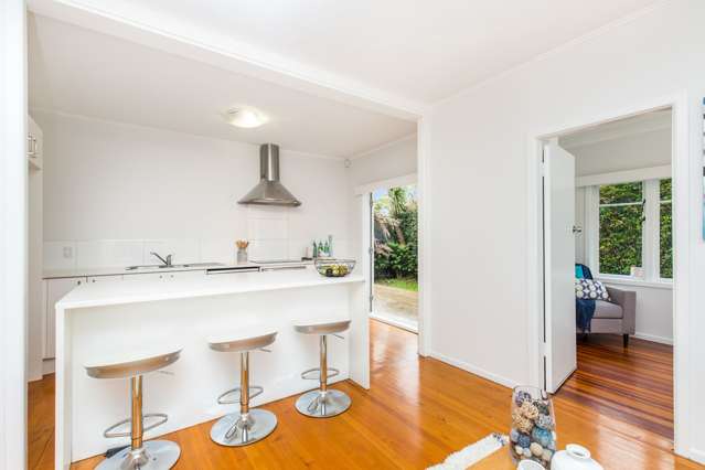 94 Abbotts Way Remuera_2