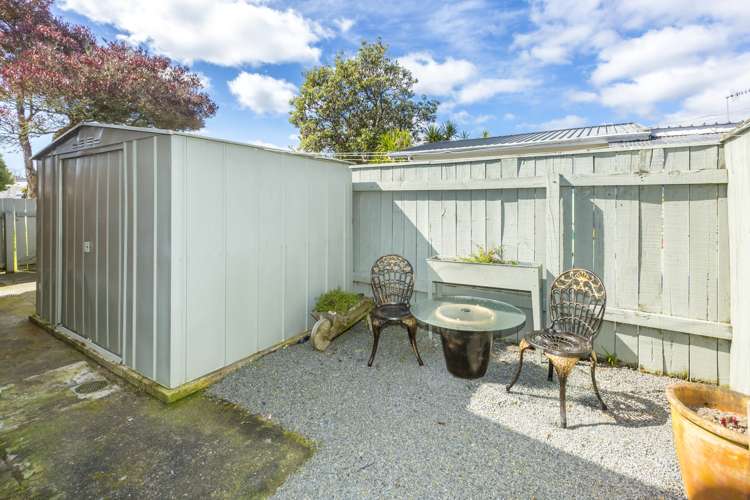 1/9 Denver Grove Totara Park_16
