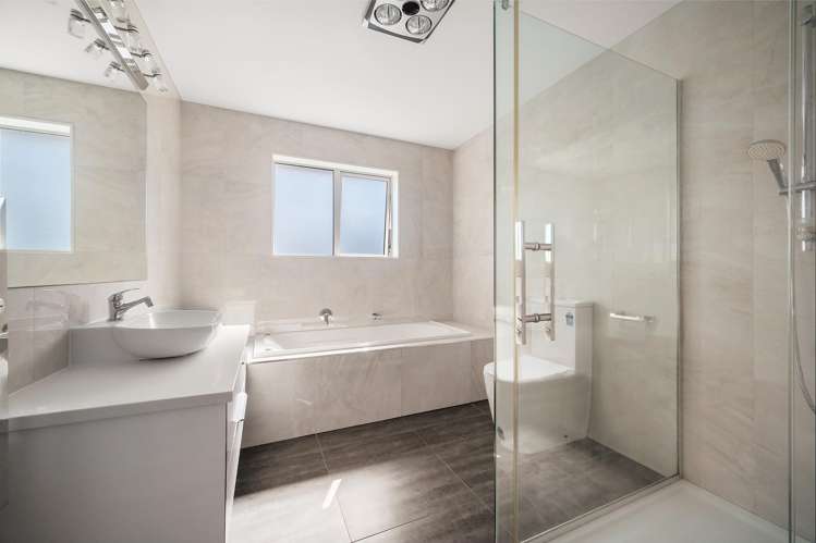 19 Parkview Drive Gulf Harbour_7