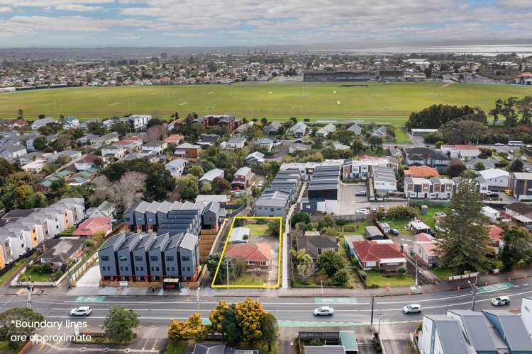 2131 Great North Road Avondale_11