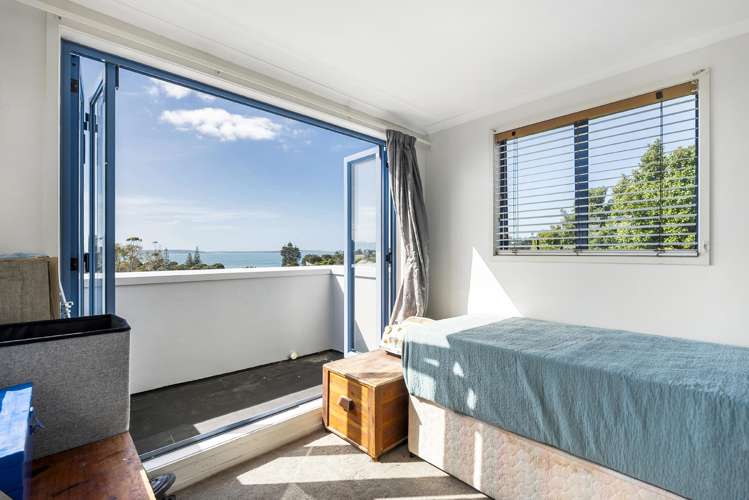 3/1013 Beach Road Torbay_15