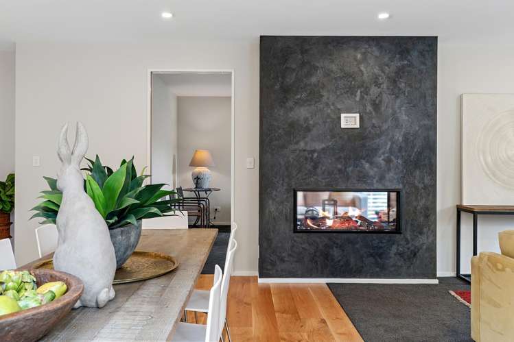 22A Wroxton Terrace Merivale_8