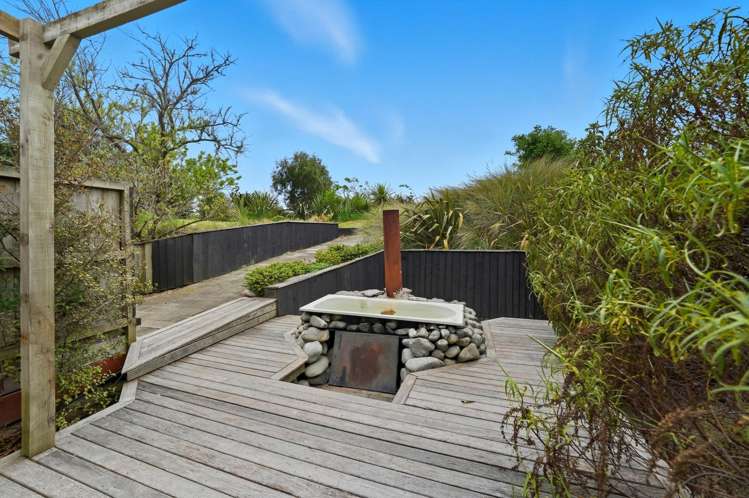 92 Dunns Avenue The Pines Beach_12