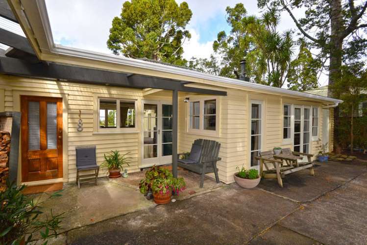 48 Hollywood Avenue Titirangi_18