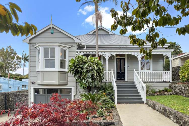 15 Bellwood Avenue_0