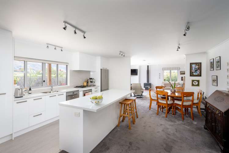 115 Kings Drive Wanaka_2