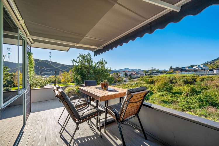 90 Moana View Road Waikawa_9