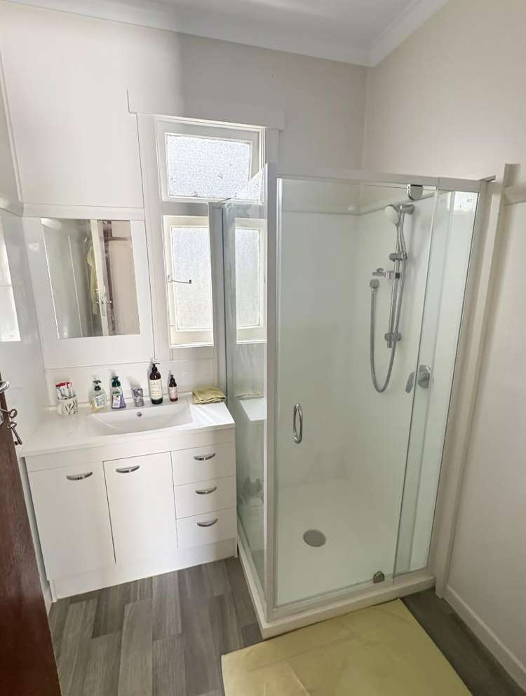 2/402 Queen Street East 10482_8