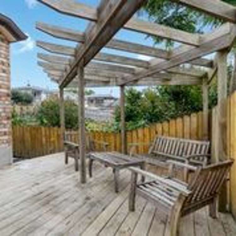 61a Bradbury Road Botany Downs_24